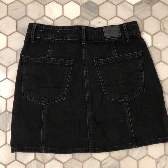 American Eagle Black Denim Skirt Size 0 - Picture 2 of 3